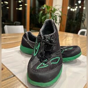 Brooks Running Men's Green Silence Ultra Lightweight Runner/Racers